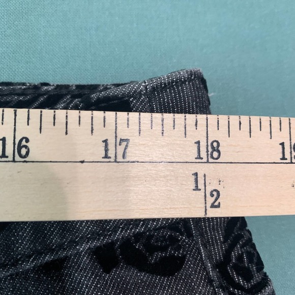 Chico's Platinum Jeans Womens Size 2 US L 12 Black Denim‎ Floral Velvet Skinny - Picture 9 of 12